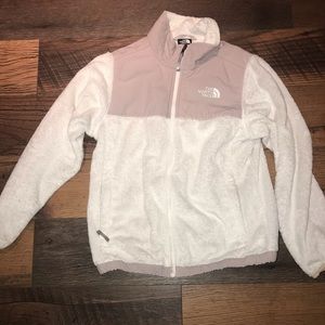 north face. it is white and grey.